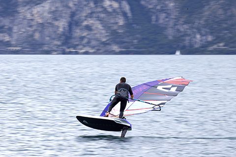 DTW-Duotone-Falcon_Foil-DLAB-Warp_Foil-Vincent-Lago-2024-Csáky-_TC_6567